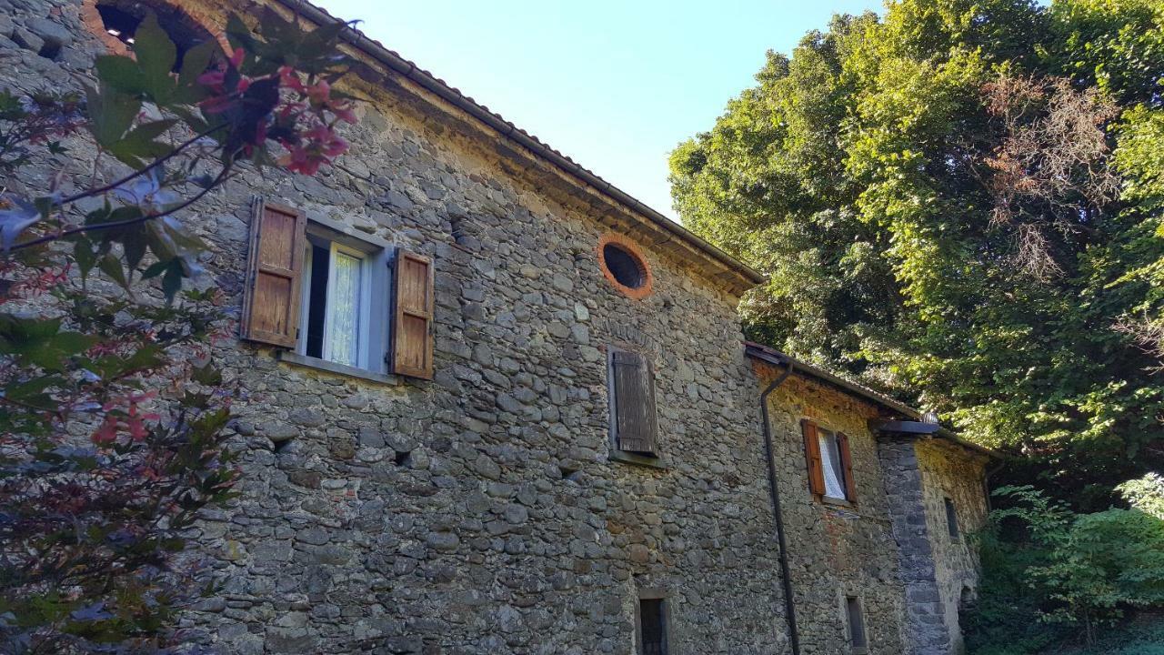 Ai Chiosi Affittacamere Pontremoli Luaran gambar