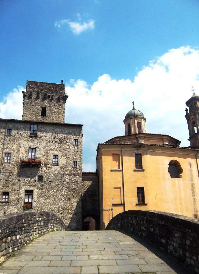 Ai Chiosi Affittacamere Pontremoli Luaran gambar
